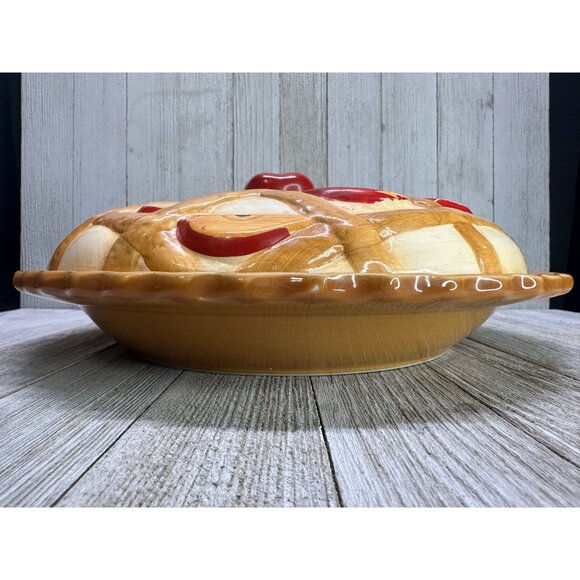 Vintage Apple Pie Plate Covered Keeper Dish Ceramic with Lid 10.5" DIA Country - Picture 2 of 9